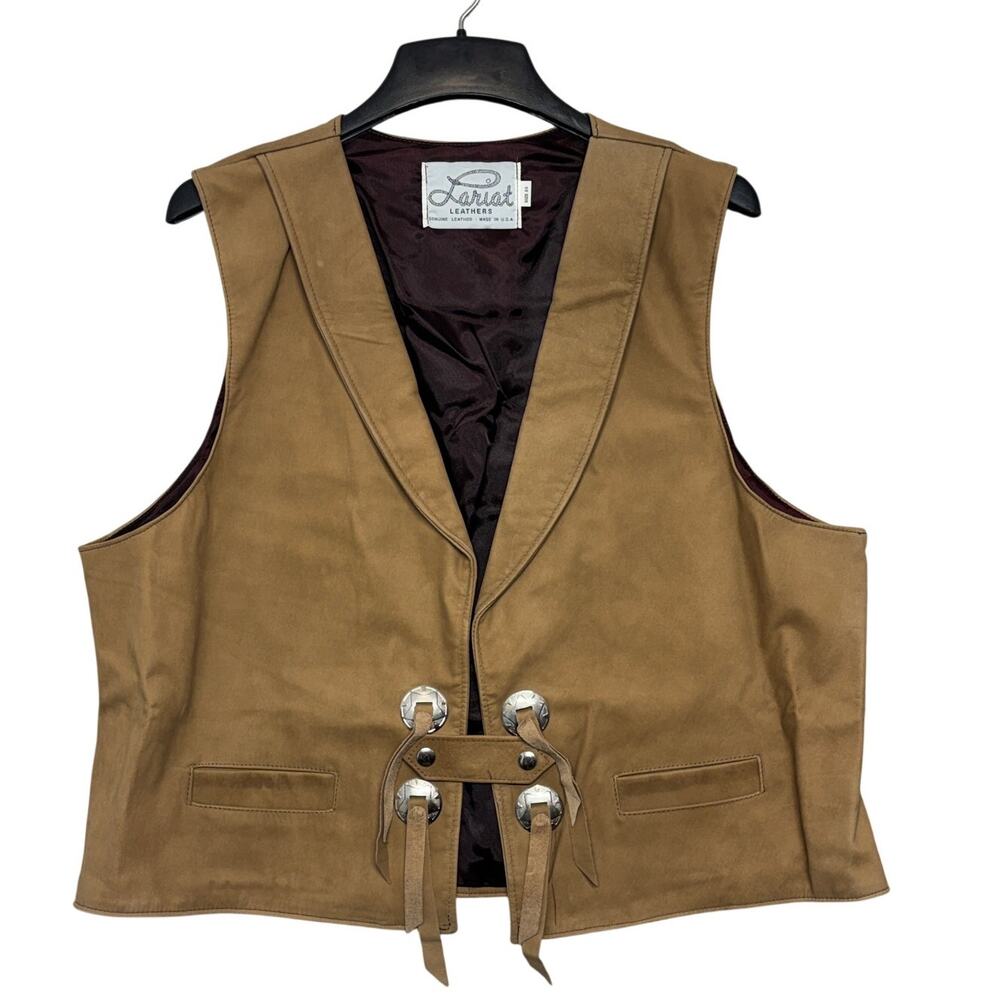 Vintage Deadstock Lariat Leathers Suede Vest 50 Tan Conchos Fringe Western USA